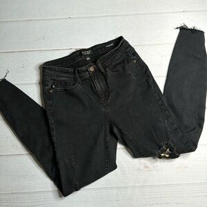 Judy Blue - Black Destroyed Animal Patch Skinny Jeans - Size 3/26